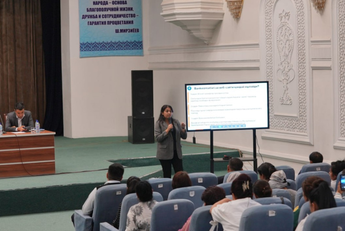 Toshkent viloyatining chekka hududlarida aholining moliyaviy savodxonligini oshirish bo‘yicha davra suhbatlari o‘tkazildi